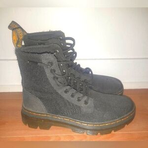 Dr.Martens green boots UNISEX vintage doc martens MEN SIZE 5 / WOMEN SIZE 7